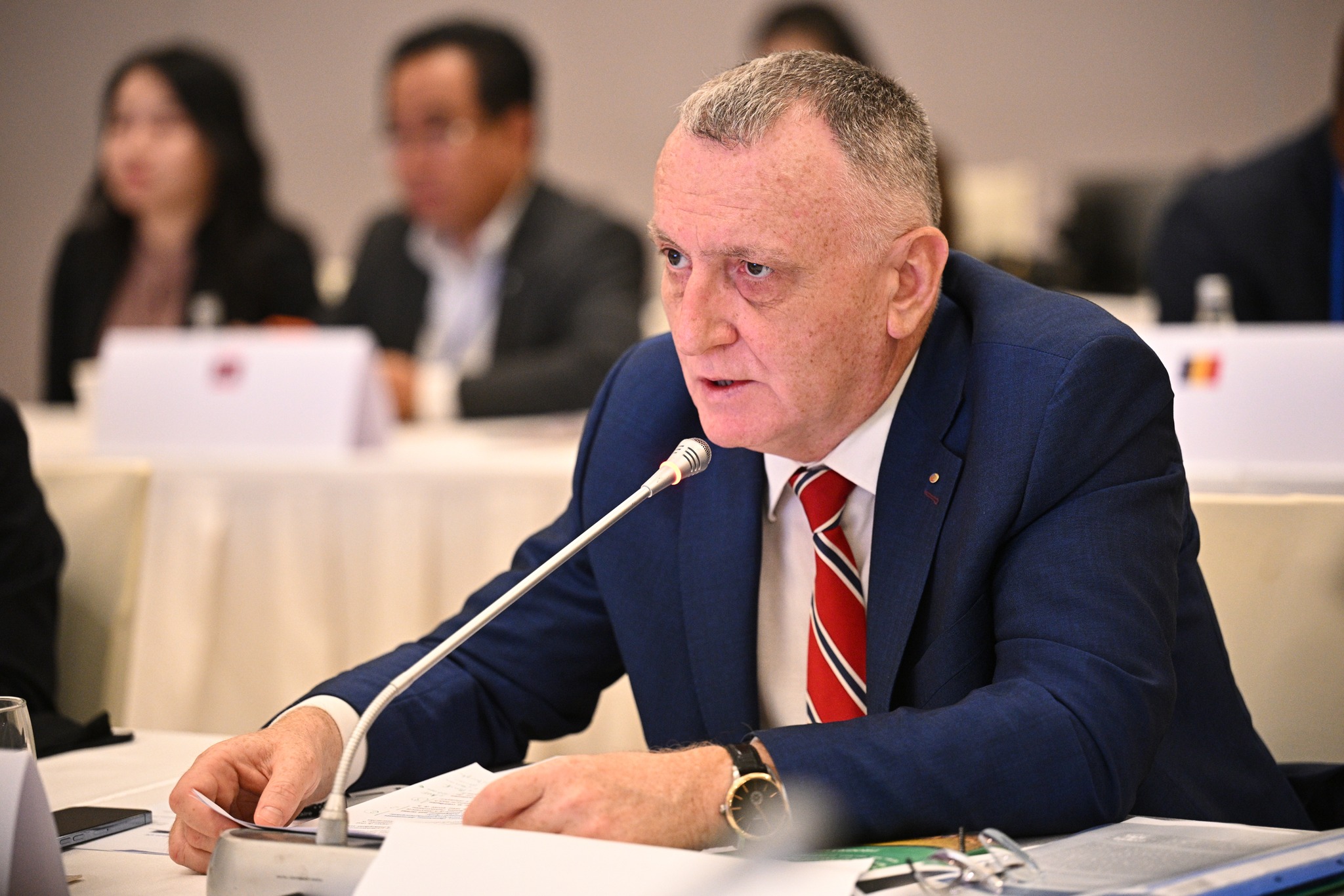 Participarea senatorului Sorin-Mihai Cîmpeanu la reuniunea Biroului Adunării Parlamentare a Francofoniei şi la Conferinţa parlamentară privind cooperarea francofonă în domeniile agriculturii durabile, securității alimentare şi schimbărilor climatice (Cân Tho, Republica Socialistă Vietnam, 21-24 ianuarie 2025)